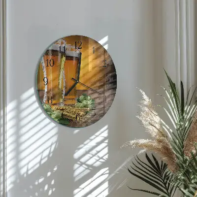 Kulaté skleněné hodiny na stěnu Sklenice piva