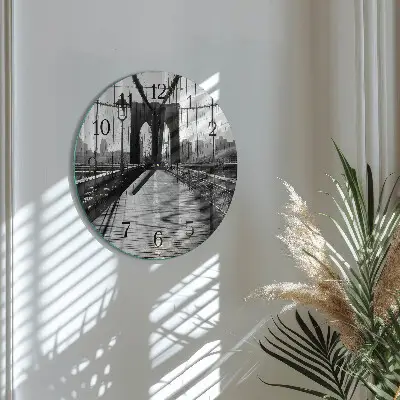 Kulaté skleněné hodiny na stěnu Most