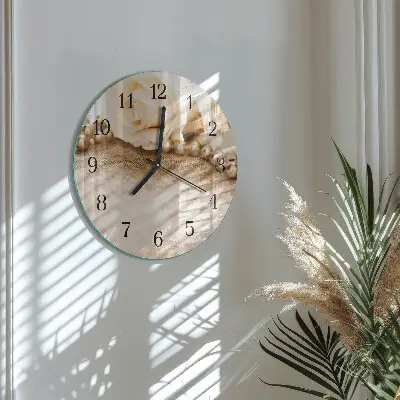 Kulaté skleněné hodiny na stěnu Vintage růže v sépiovém odstínu