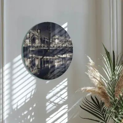 Kulaté skleněné hodiny na stěnu Most