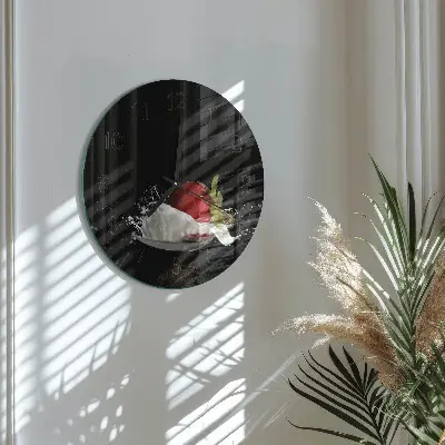 Hodiny s fotkou skleněné kulaté Jahoda