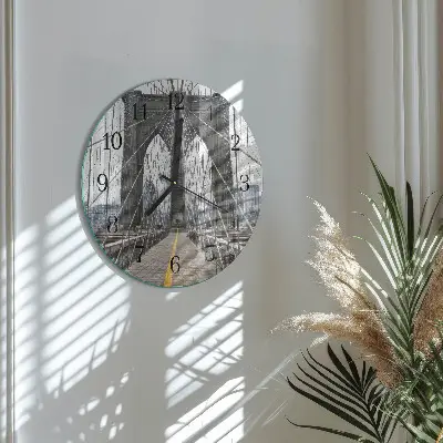 Kulaté skleněné hodiny na stěnu Brooklynský most