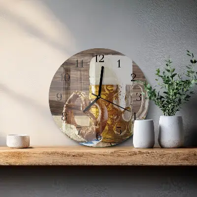 Hodiny na skle kulaté Preclík s pivem