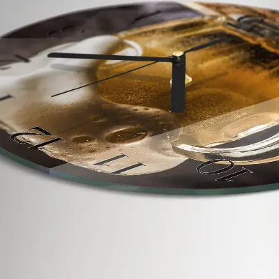 Nástěnné hodiny skleněné kulaté Pivo