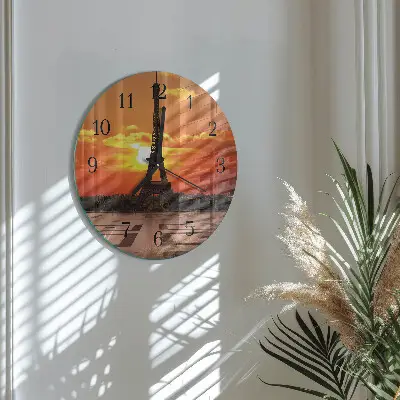 Kulaté skleněné hodiny na zeď Eiffelova věž