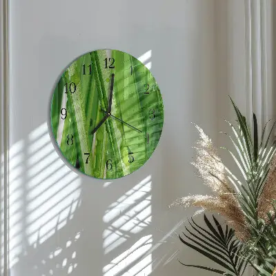 Kulaté skleněné hodiny na zeď Tráva