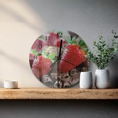 Kulaté skleněné hodiny na zeď Jahody