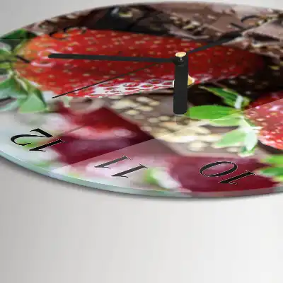 Kulaté skleněné hodiny na zeď Jahody