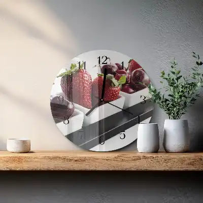 Kulaté skleněné hodiny na stěnu Jahody