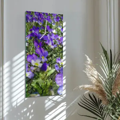 Svislé skleněné hodiny na zeď Petrklíče