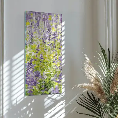 Svislé skleněné hodiny na zeď Levandule
