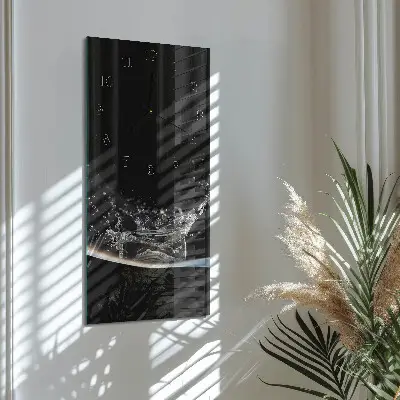 Svislé skleněné hodiny na zeď Voda