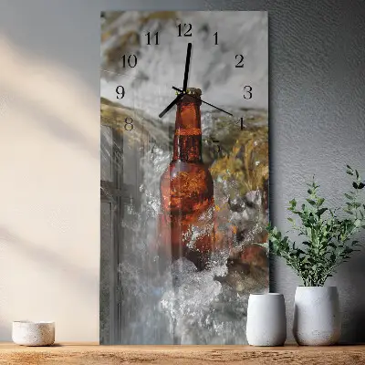 Svislé skleněné hodiny na zeď Pivo