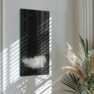 Svislé skleněné hodiny na zeď Pero