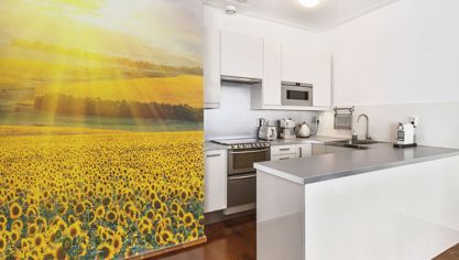 Malá kuchyně zdobená nápady