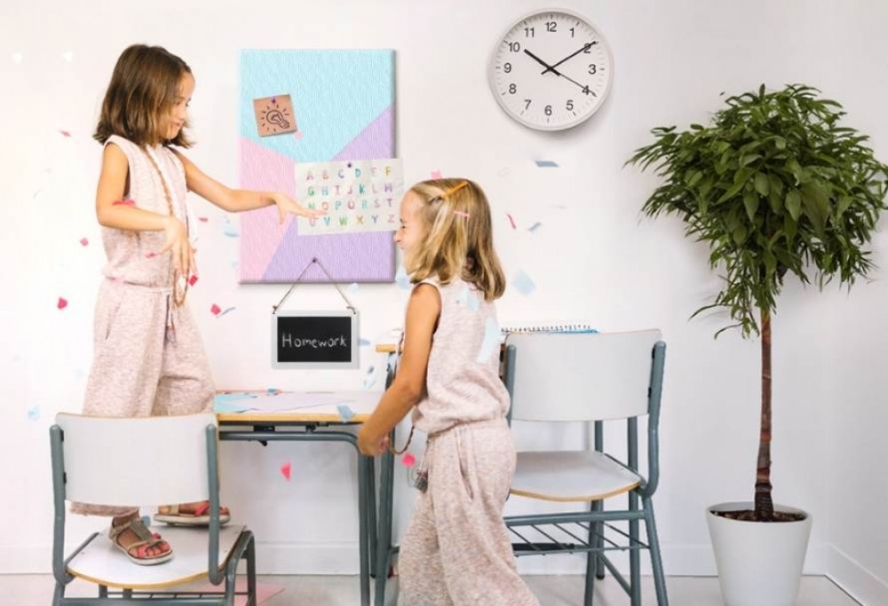 co si pověsit nad stůl