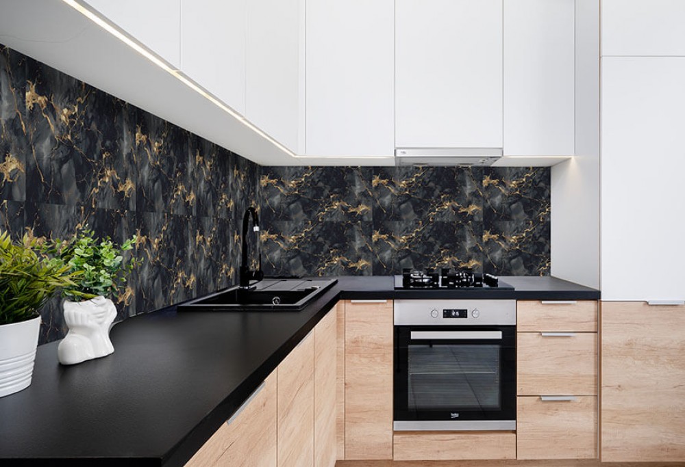 Stěna v kuchyni bez renovace